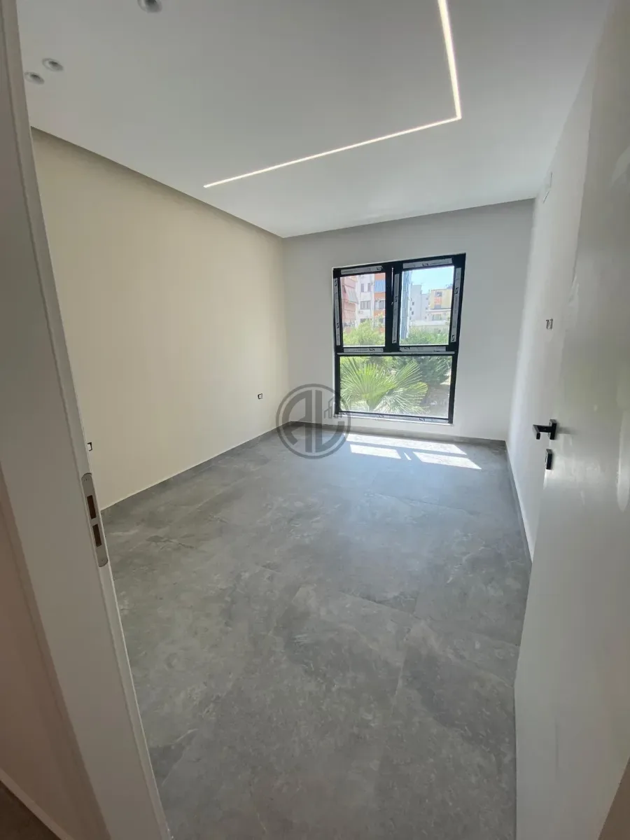 Shiten apartament në – Golem, Durrës 4