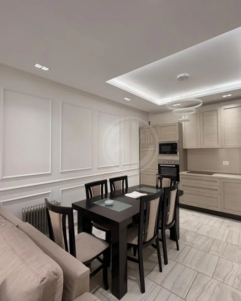 Shitet Apartament 2+1 Durres prane Ish Urt 2