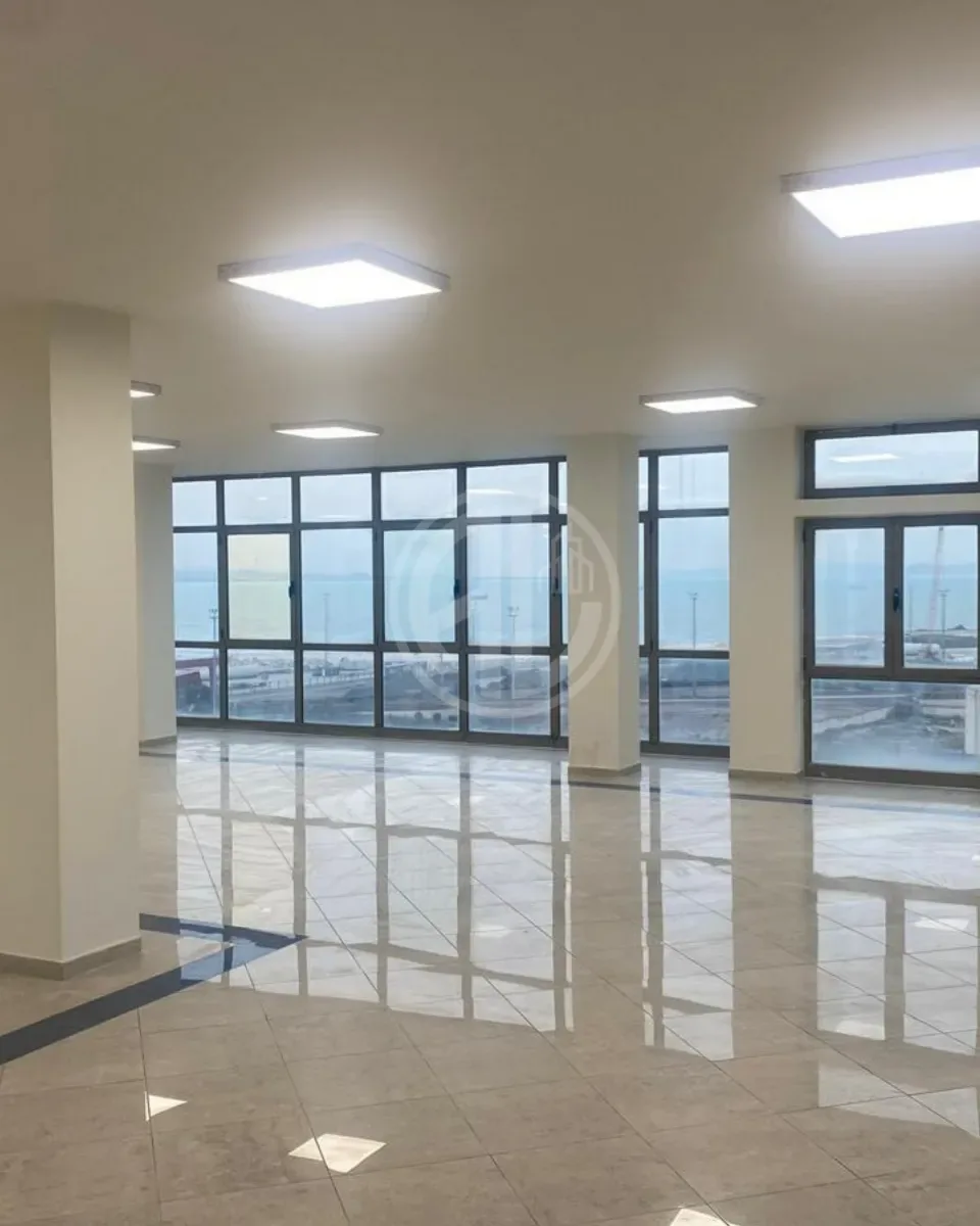 AMBIENT BIZNESI ME QIRA – HYRJA E DURRËSIT 2