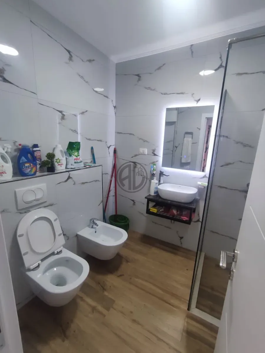 Apartament 1+1 me qira në Golem – vetëm pak hapa nga deti!