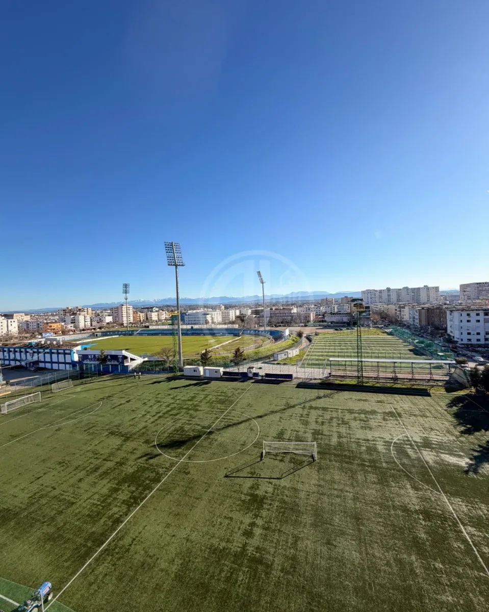 Apartament 2+1+2 tek Stadiumi, Durres 4