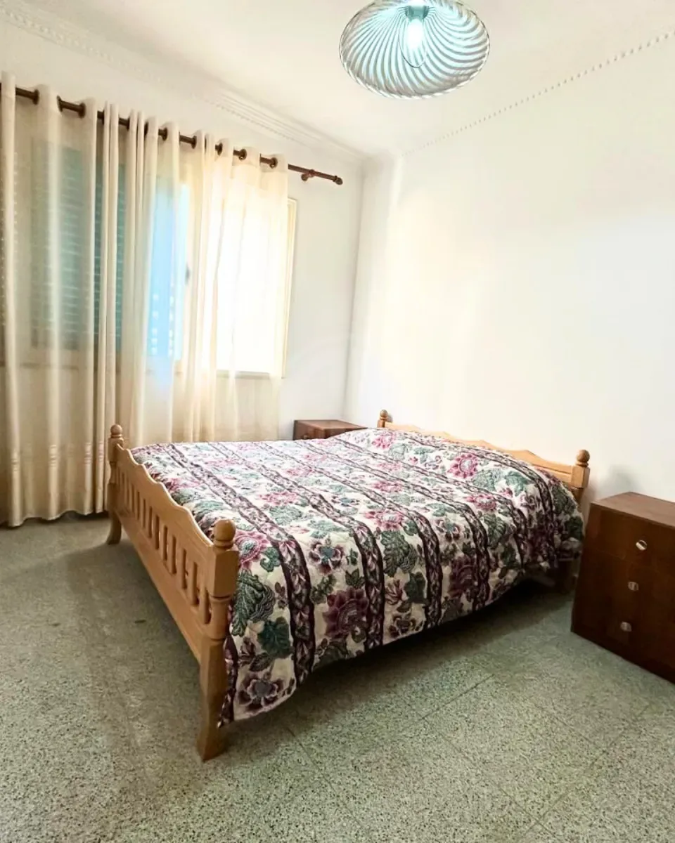 JEPET ME QIRA – Apartament 1+1 (Vijë e Parë, Pamje Deti) prane Adriatik 2 4
