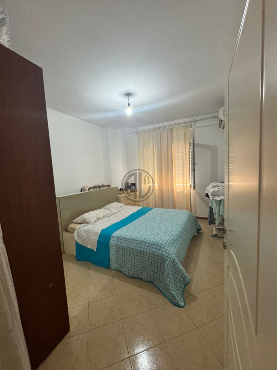 Apartament 1+1 per qira -Pallati i Sportit Durres 4