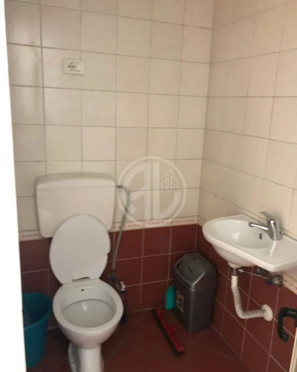 Ambient biznesi prane Ish Parkut Sportiv 2