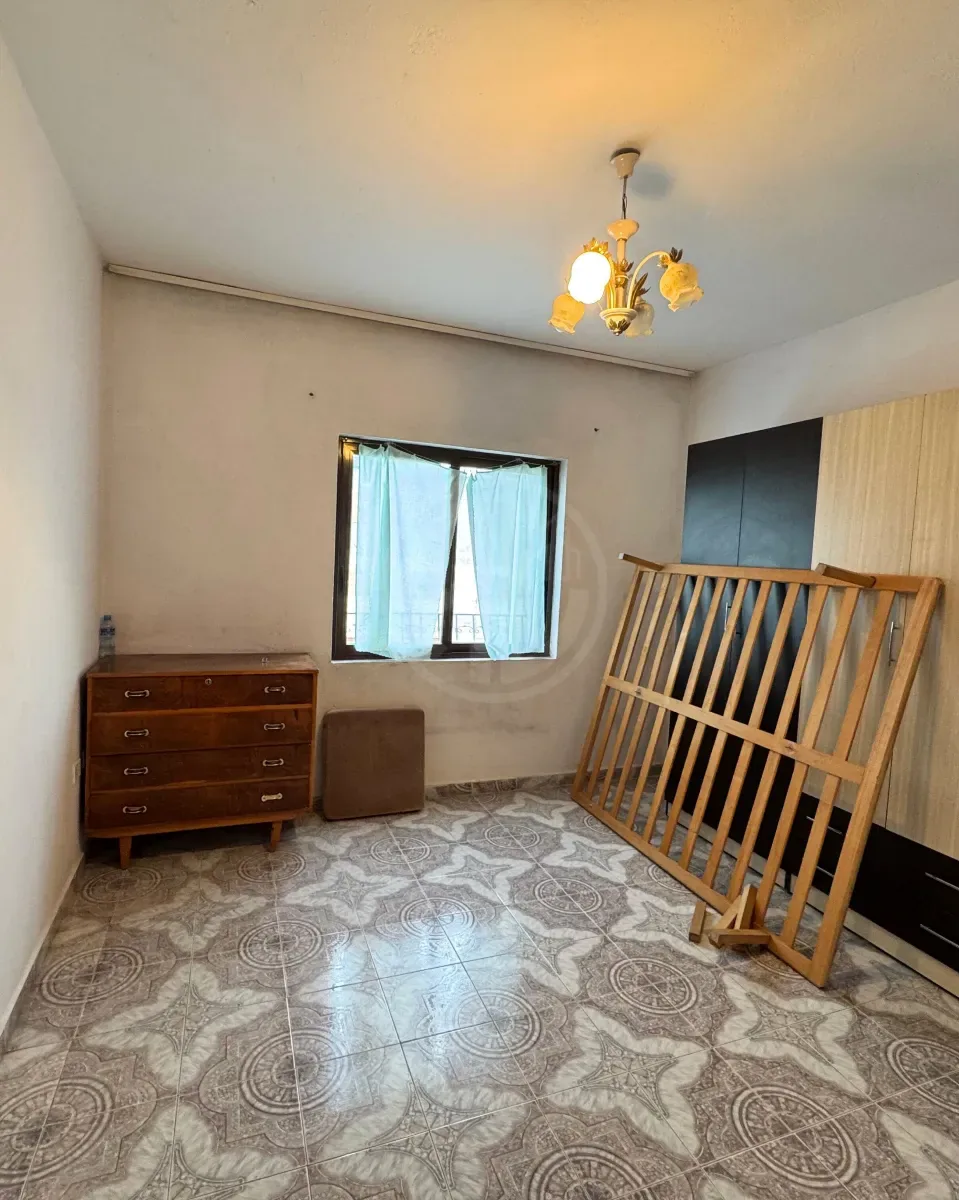 Apartament 1+1 për Shitje – Zona e Maternitetit, Durrës 4