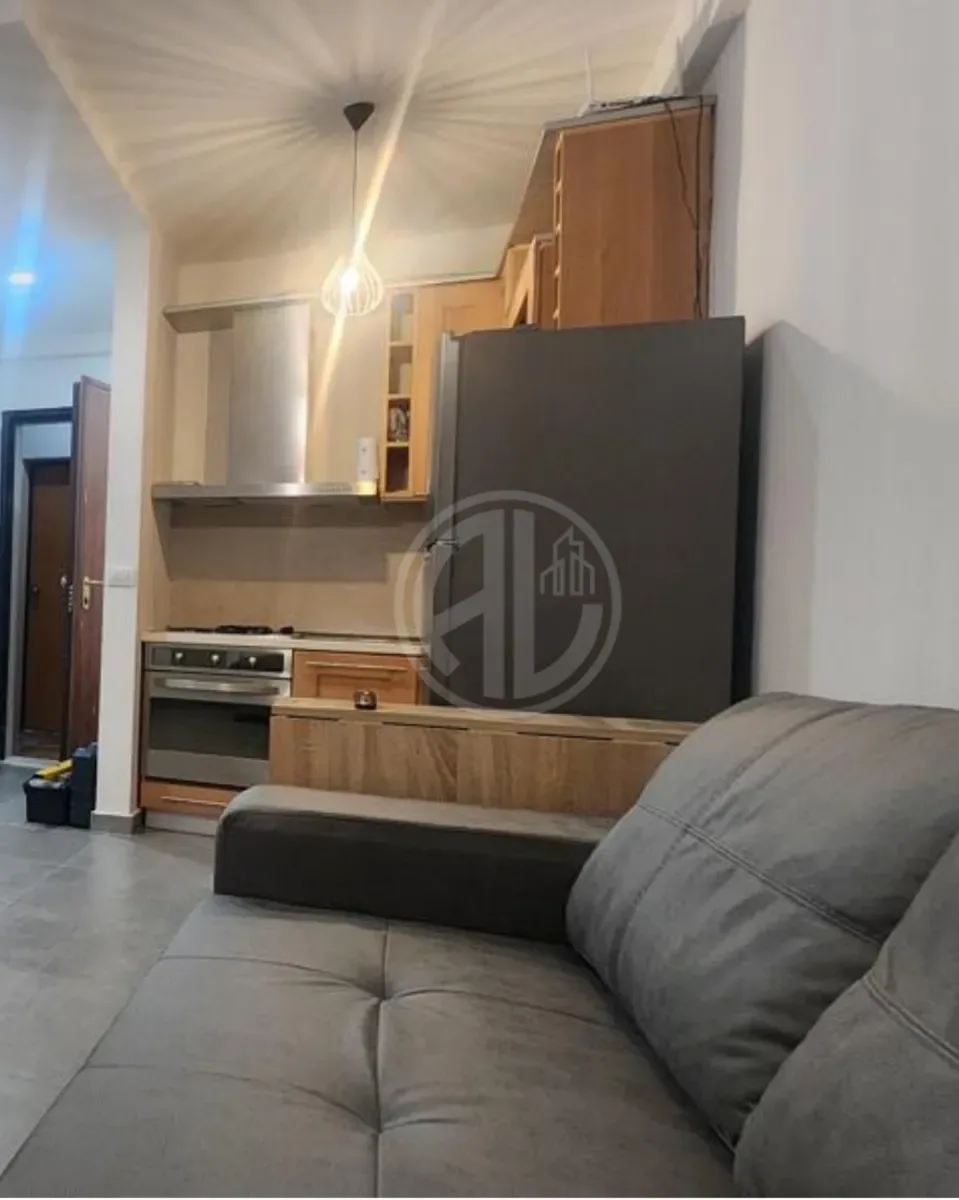 Shitet Apartament 1+1 – Mali i Robit 2
