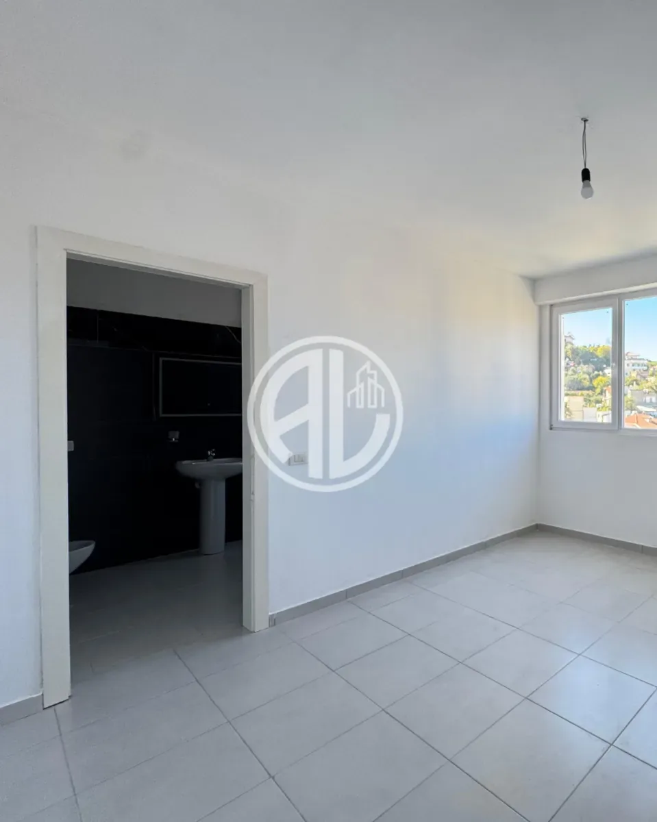 Apartament 3+1+2 për Qira – Durrës,Spitali 4
