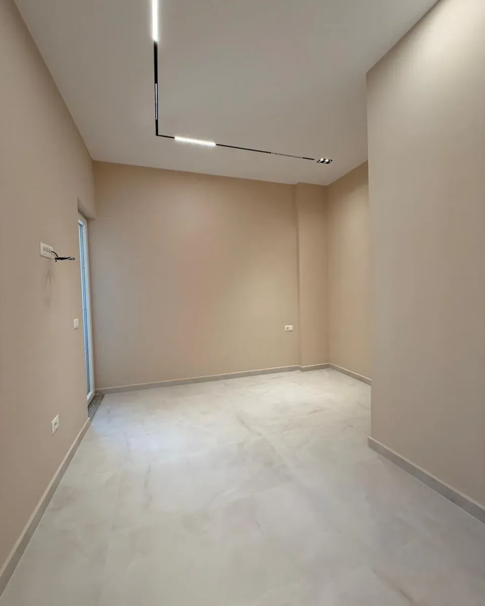Jepet me Qira Ambient Biznesi – Stacioni iTrenit, Durrës 4