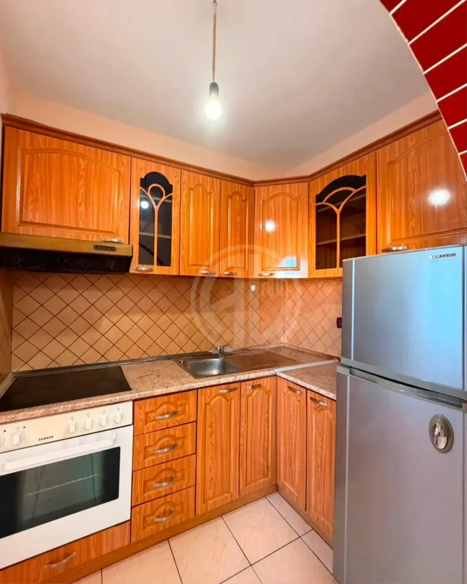 JEPET ME QIRA – Apartament 1+1 në Lagjen 18, Durrës 4