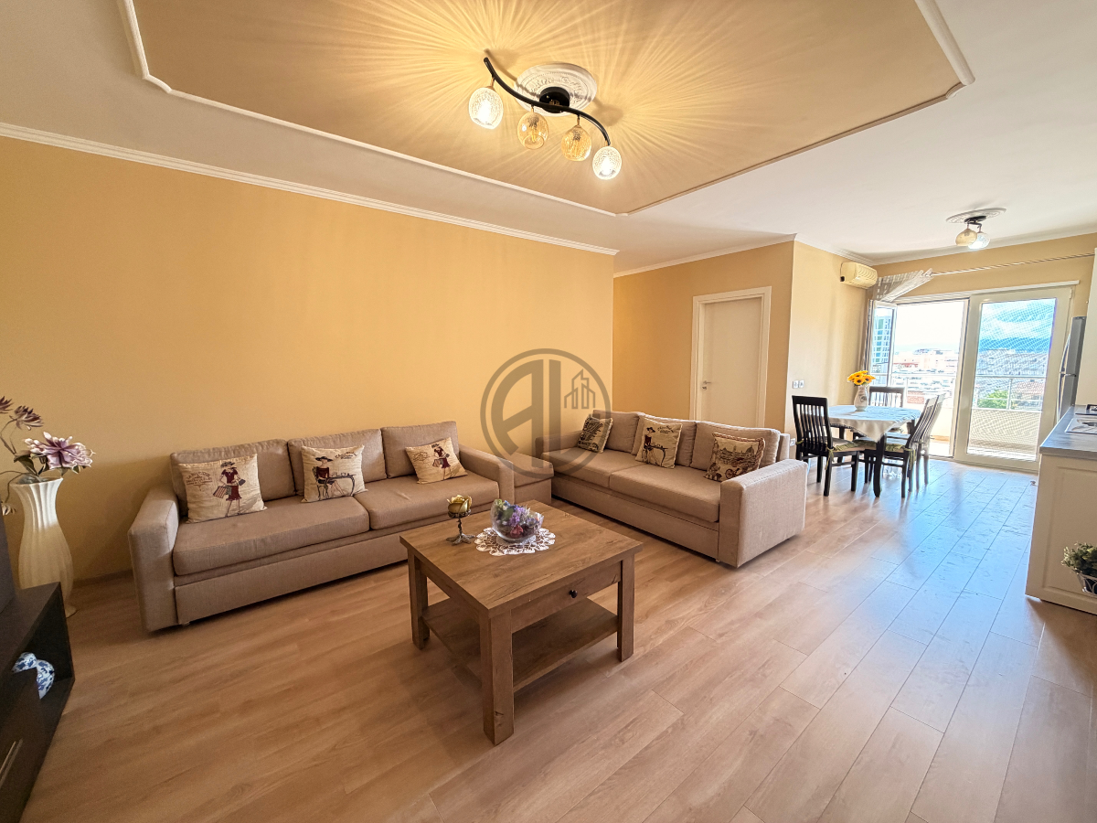 Shitet Apartament 3+1+2 - Ish Fabrika e Bukës, Durrës 3