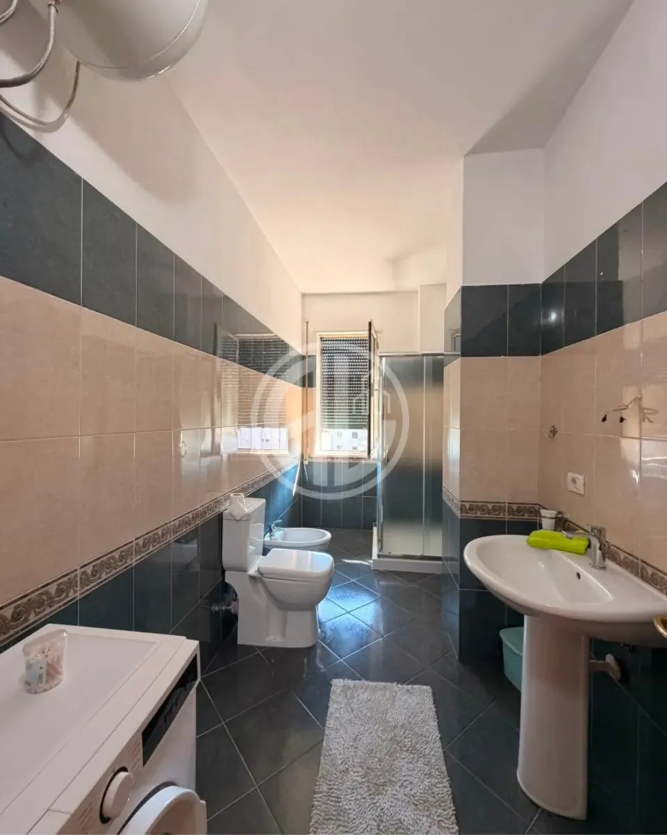 Apartament 2+1+2 me Qira – Qendër, pranë Flag Ship 4