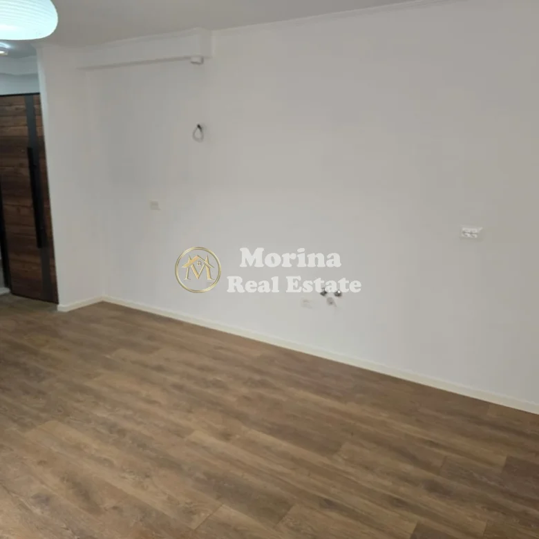 Shitje | Apartament 1 + 1 | Ali Demi, ish tregu elektrik| 115000 € 3