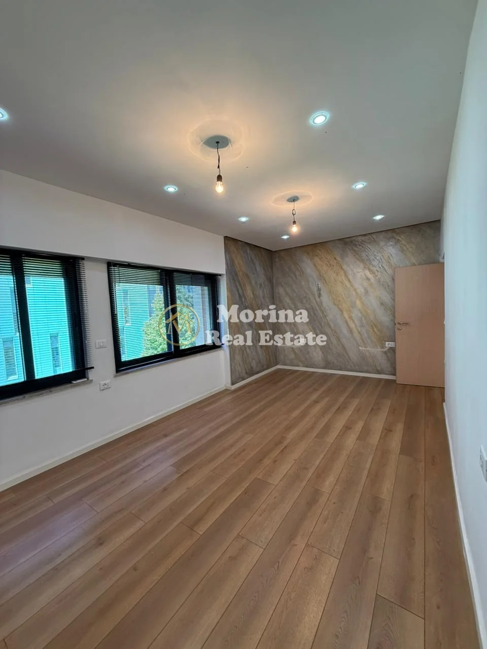 Qera | Ambjent Biznesi | Blloku | 950 €/muaj