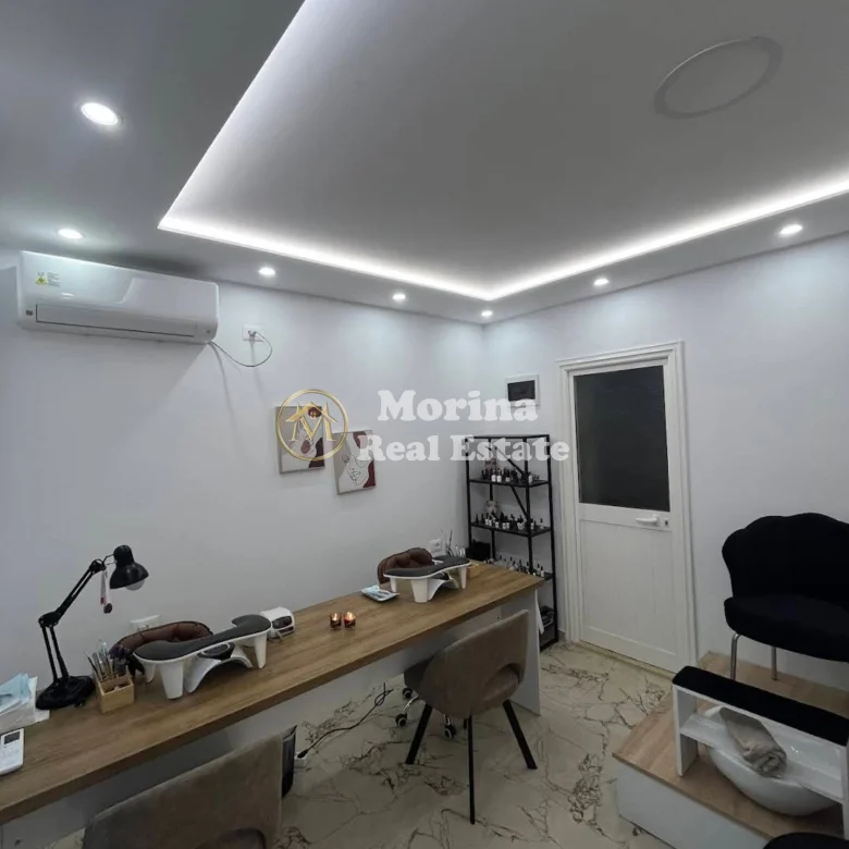 Shitje | Ambjent Biznesi | 21 Dhjetori | 5200 € 3