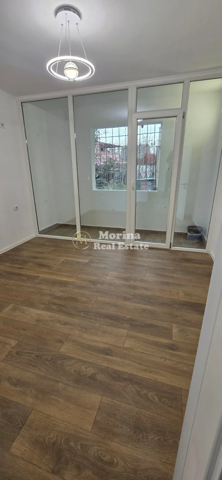Shitje | Apartament 1 + 1 | Rruga Ali Demi | 137000 €