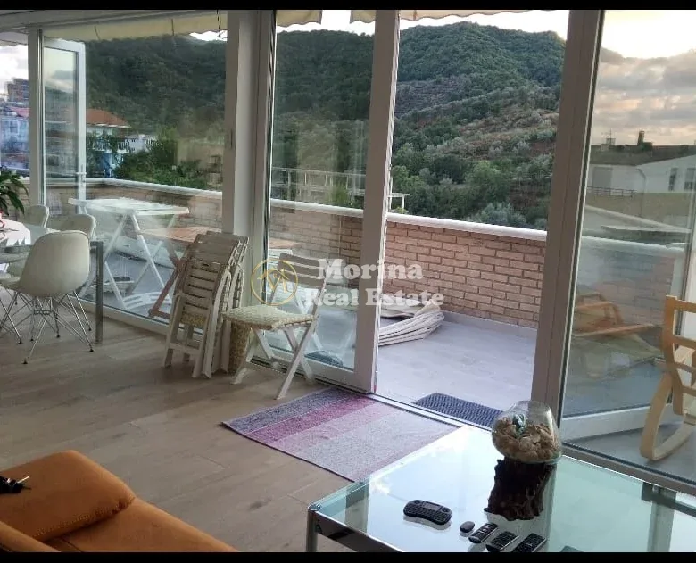 Shitje | Dupleks 4 + 1 | Liqeni i Thate | 395000 €