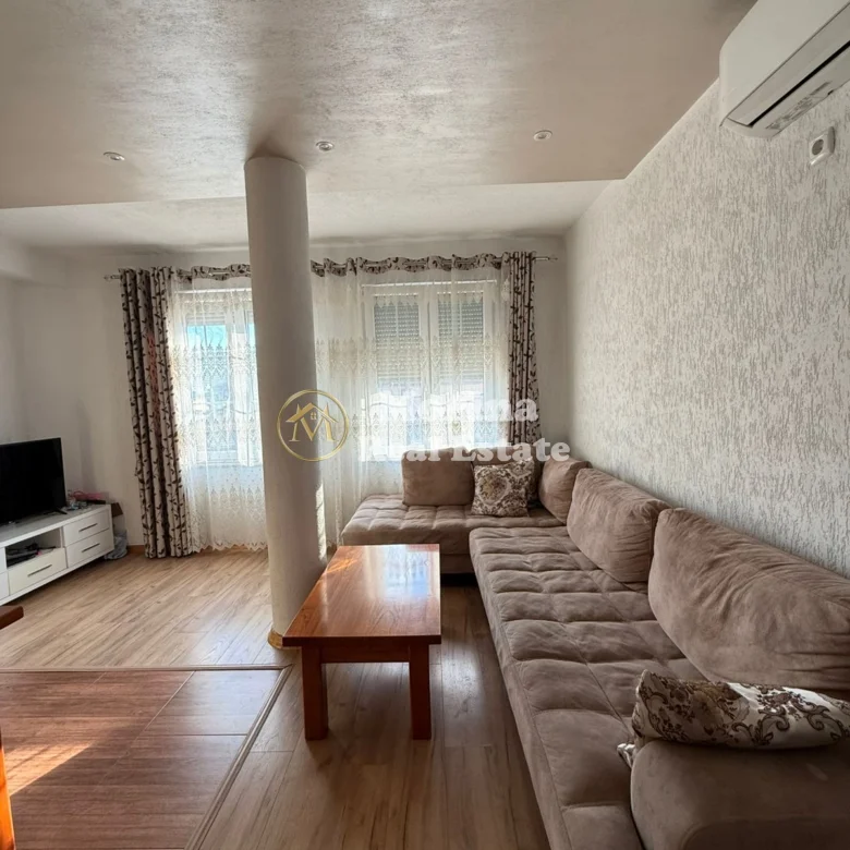 Qera | Apartament 2 + 1 |Rruga 5 Maji | 530 €/muaj 3