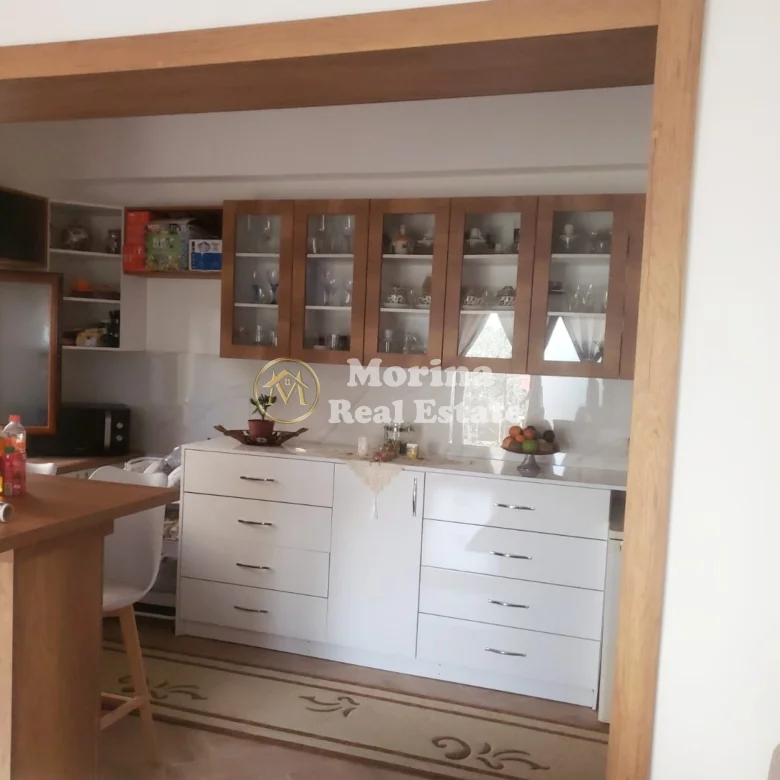 Shitje | Vilë+Ambjent Biznesi 4 + 1 | Bashkia Durrës | 800000 €