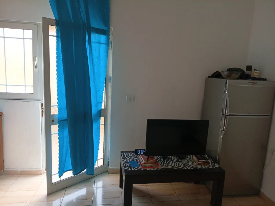 Qera | Apartament 1 + 1 | Pallati me Shigjeta | 330 €/muaj