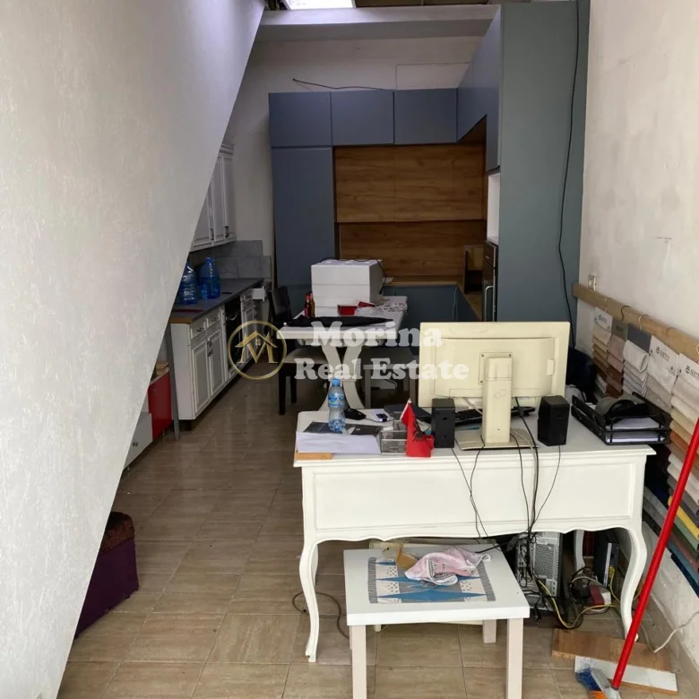 Shitje | Vilë + 1 | Ish Sheshi Shqiponja | 400000 €