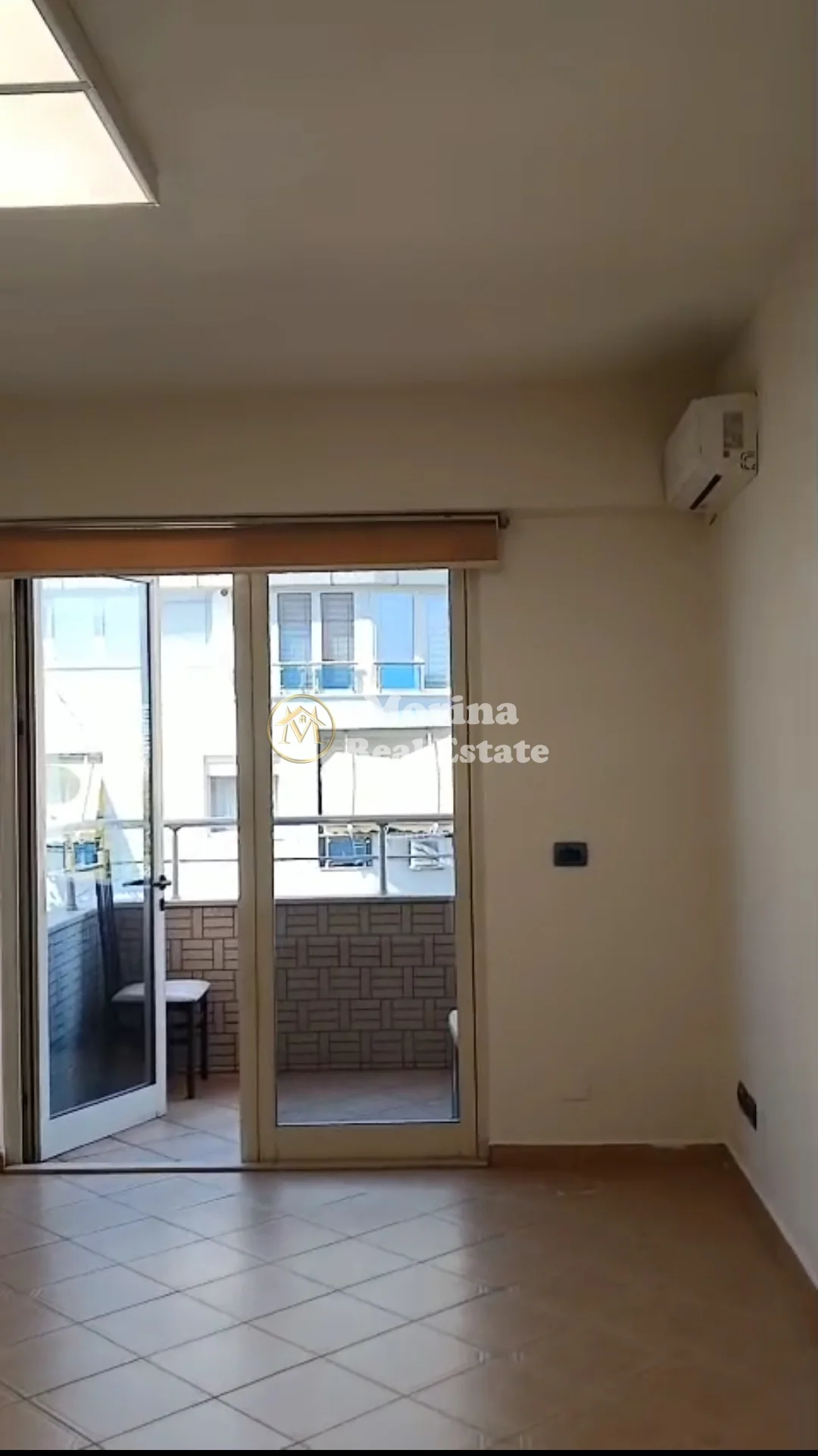 Qera | Ambjent Biznesi | Rruga Sami Frashëri | 550 €/muaj