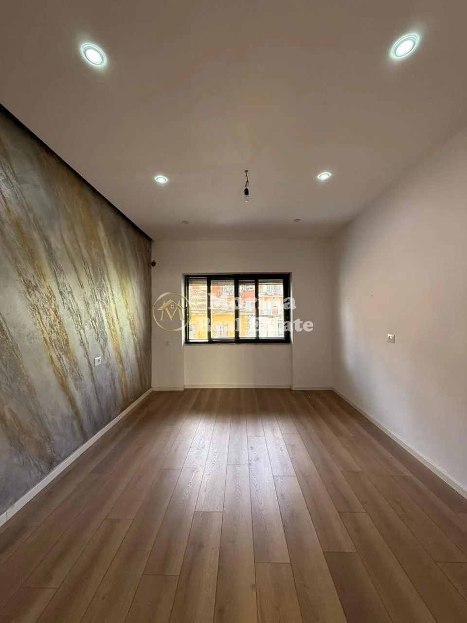 Qera | Ambjent Biznesi | Blloku | 950 €/muaj