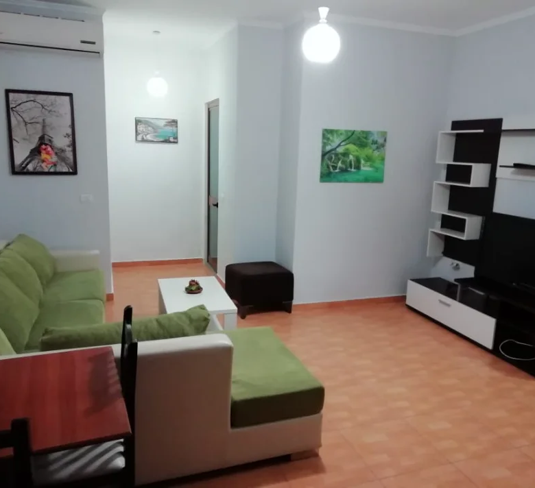 Qera | Vilë 1 + 1 | Qyteti Studenti| 350 €/muaj 3