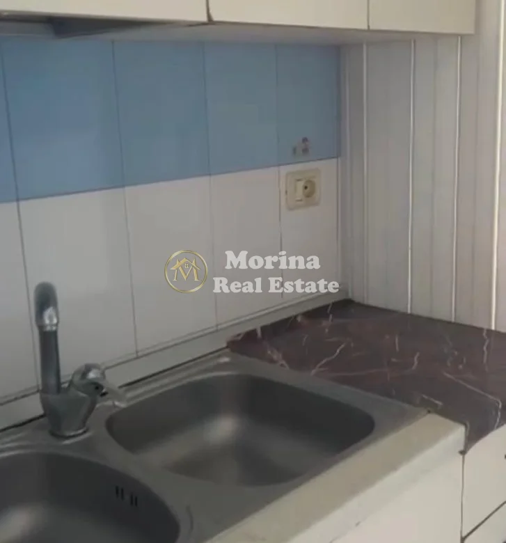 Qera | Shtëpi private Garsoniere | American Hospital 3 | 270 €/muaj