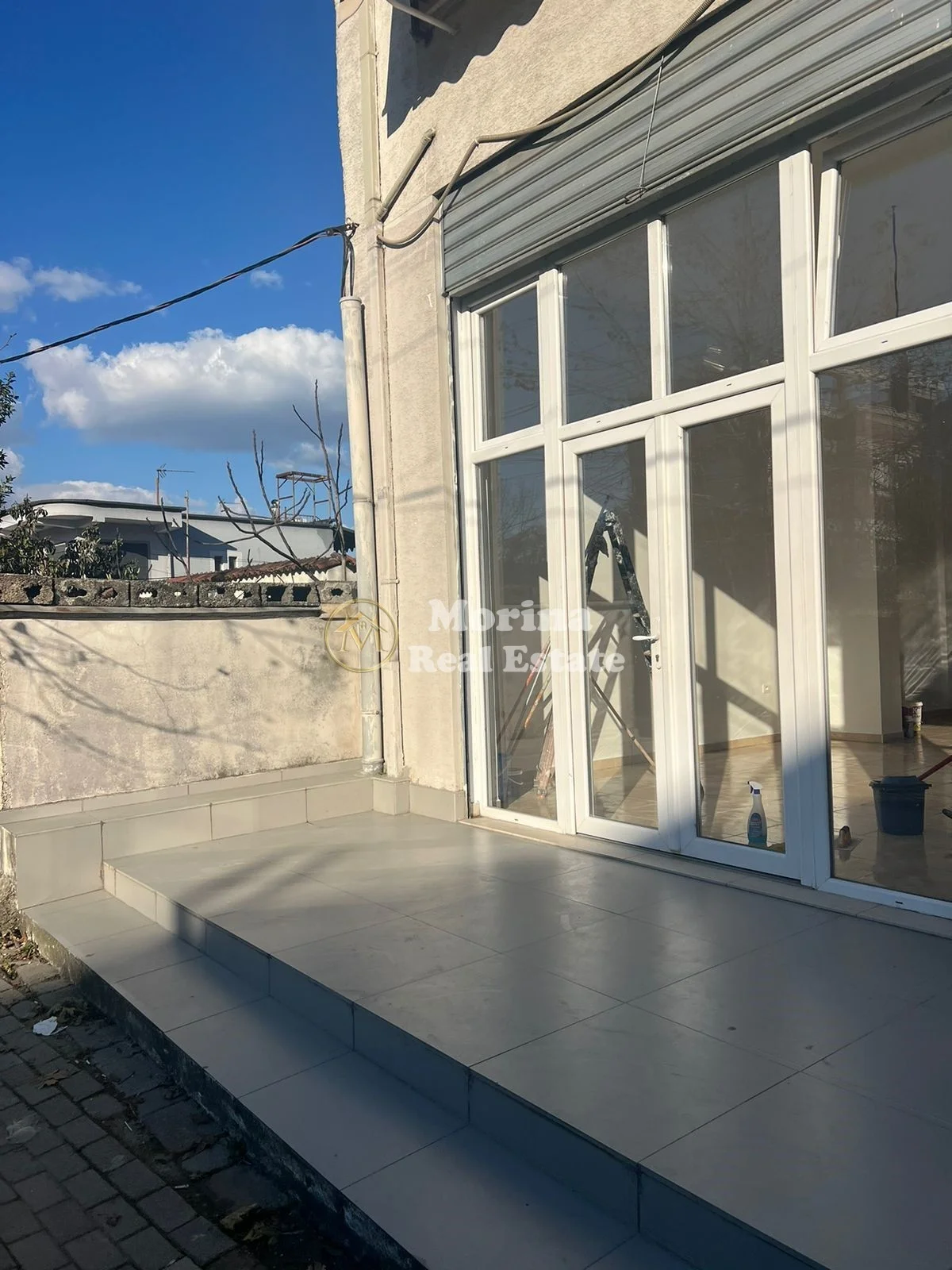 Shitje | Ambjent Biznesi | Yzberisht | 120000 €