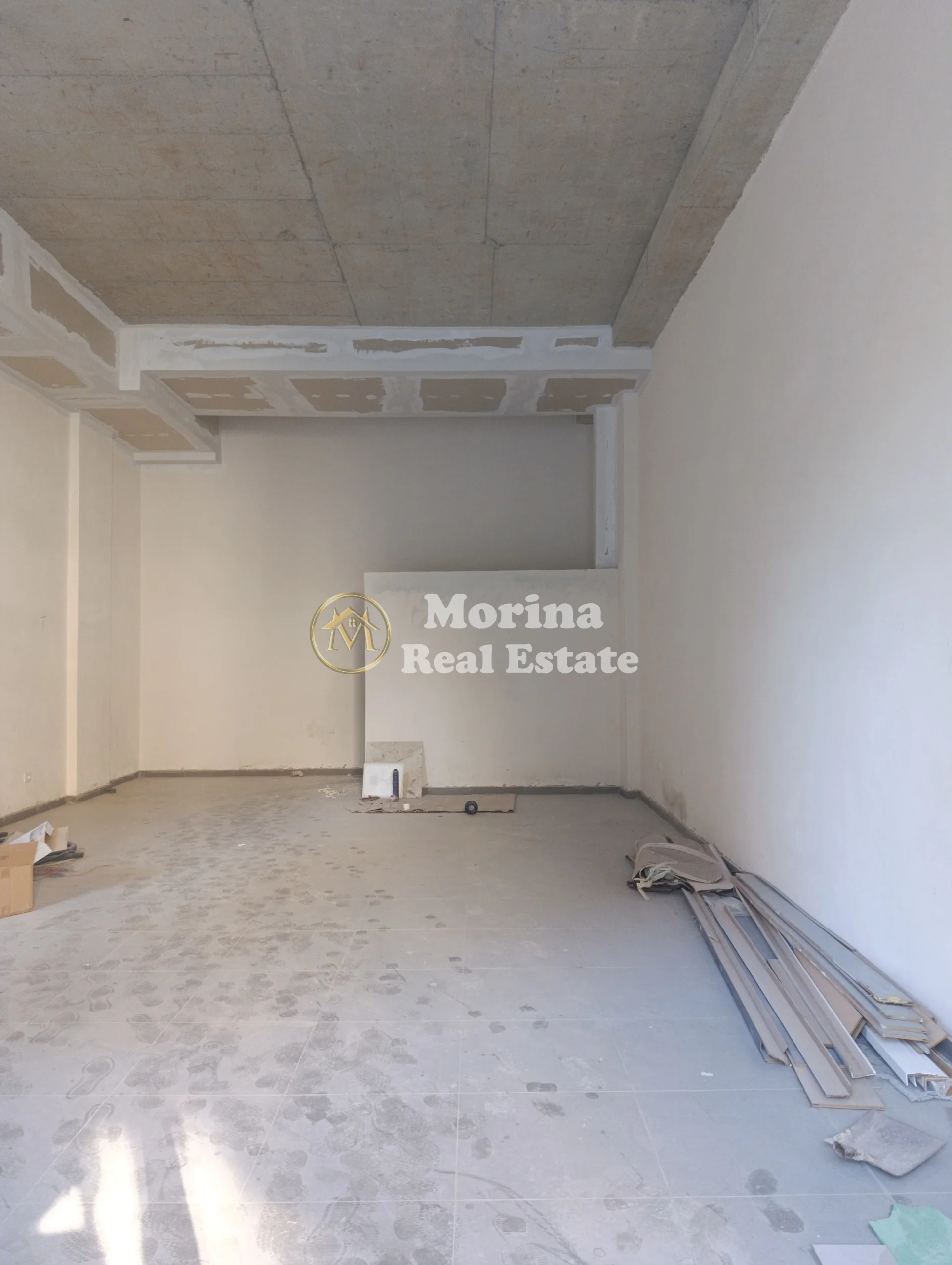 Qera | Ambjent Biznesi | Shkolla Bashkuar | 1200 €/muaj