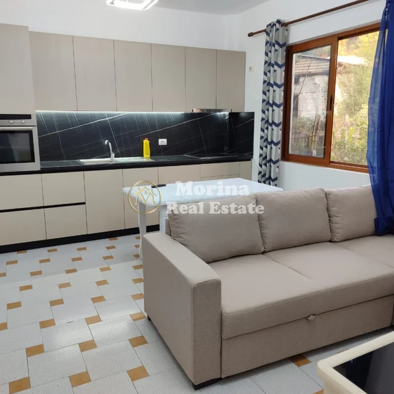 Qera | Shtëpi private 1 + 1 | Shkozë | 300 €/muaj 3