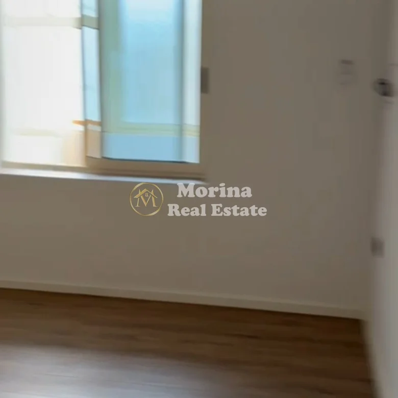 Qera | Ambjent Biznesi | Vasil Shanto | 700 €/muaj 4