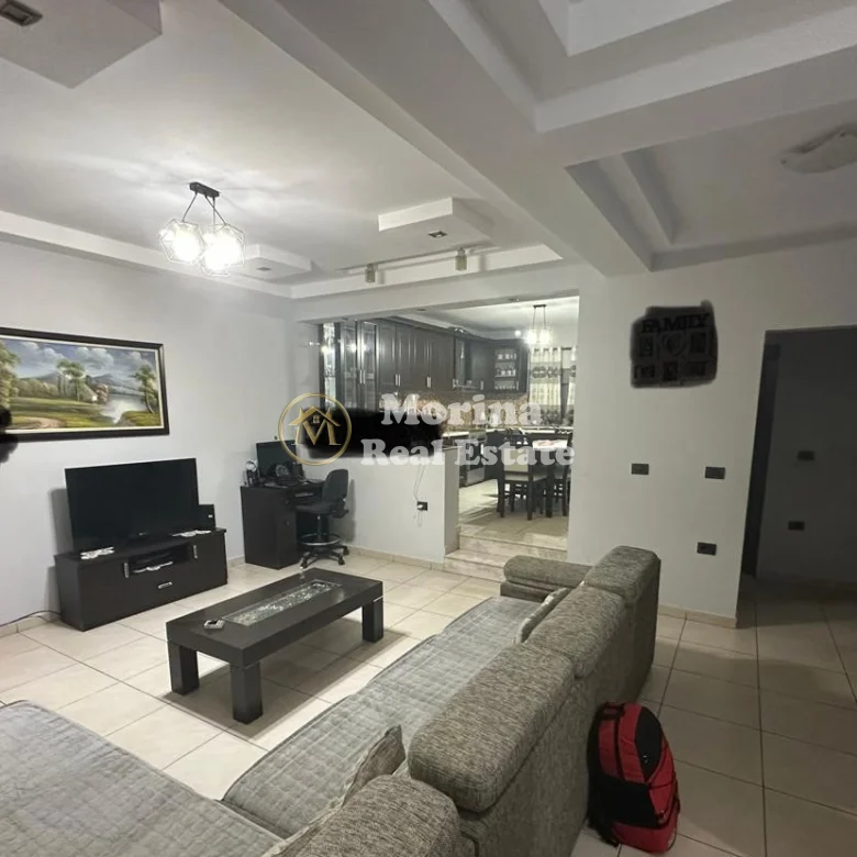 Qera | Apartament 3 + 1 | Laprakë | 500 €/muaj 2