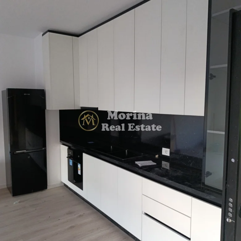 Qera | Apartament 2 + 1 | Rruga 5 Maji | 450 €/muaj 2