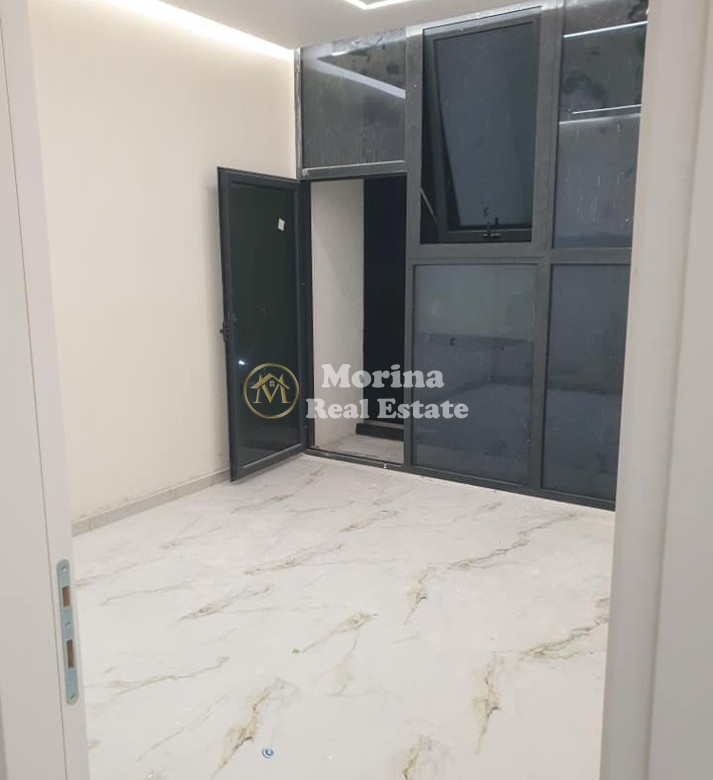 Qera | Ambjent Biznesi | Astir | 800 €/muaj 3