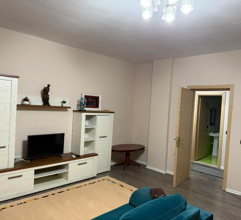 Qera | Apartament 2 + 1 | Liqeni i Thate | 700 €/muaj 4