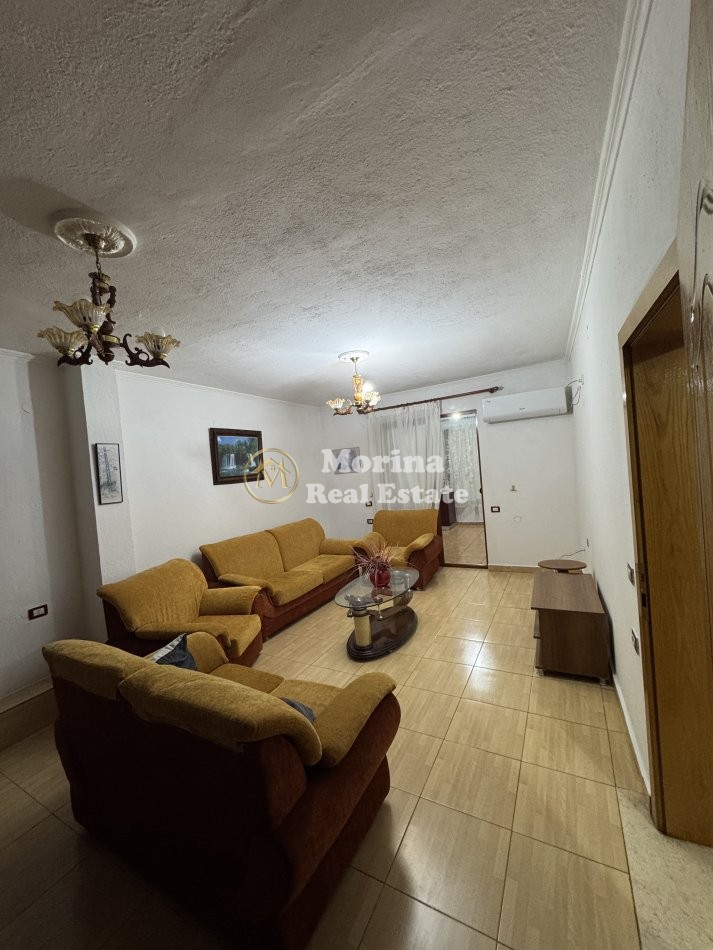 Qera | Vilë 2 + 1 | Oxhaku | 400 €/muaj