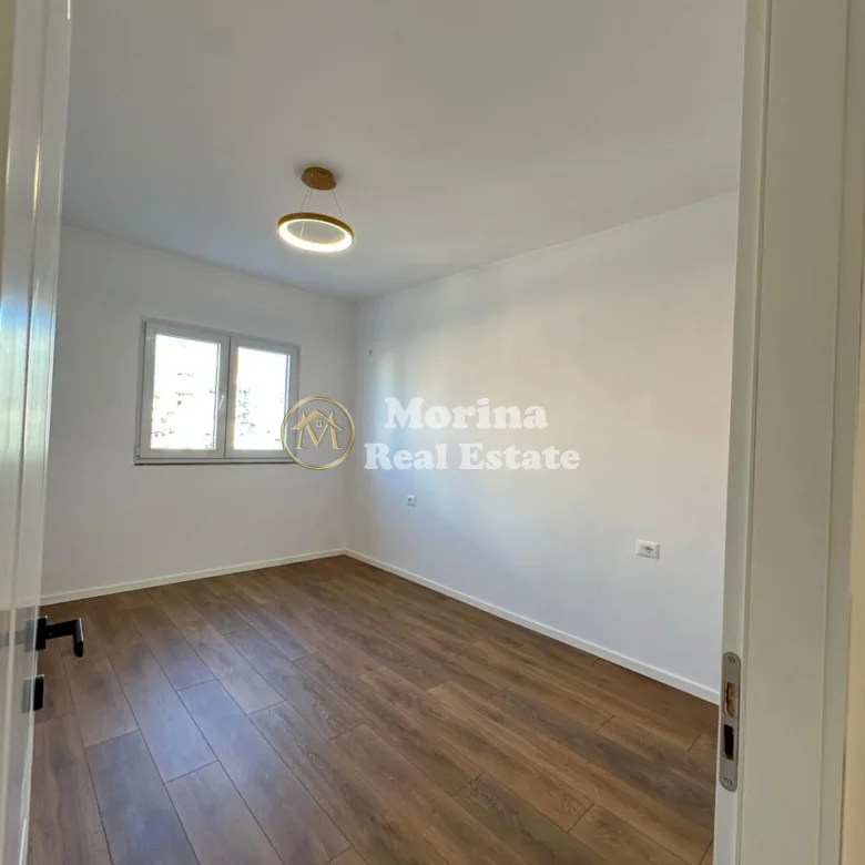 Shitje | Apartament 2 + 1 | Ish Stacioni i Trenit | 193000 € 4