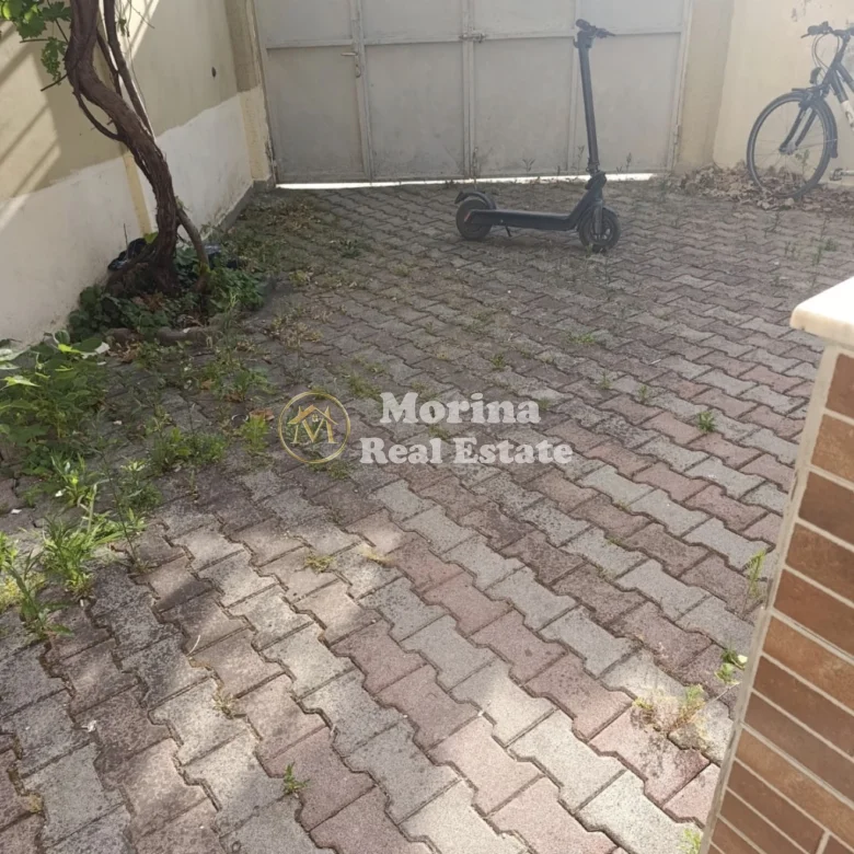 Shitje | Vilë 3 + 1 | Spitali Amerikan 2 | 250000 € 2
