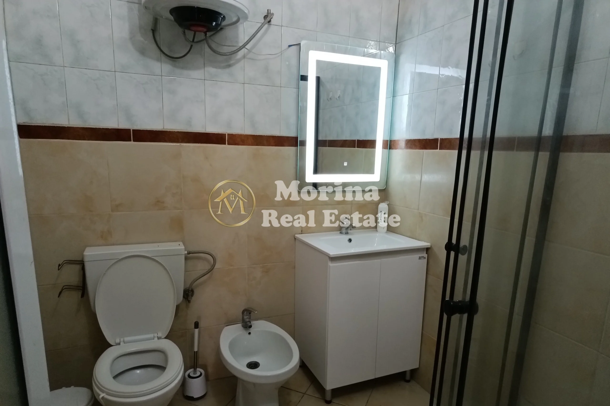 Shitje | Vilë 7 + 1 | Brraka | 400000 €