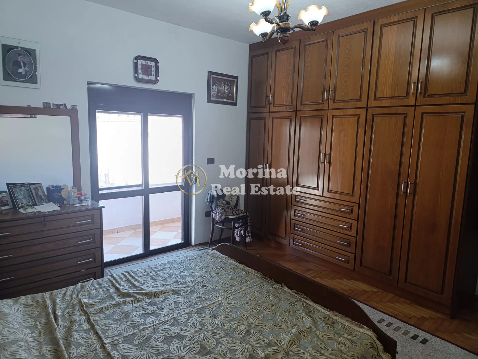 Shitje | Vilë 8 + 1 | Durrës | 630000 €