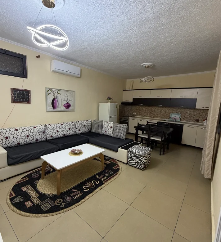Qera | Vilë 2 + 1 | Jordan Misja | 500 €/muaj 2