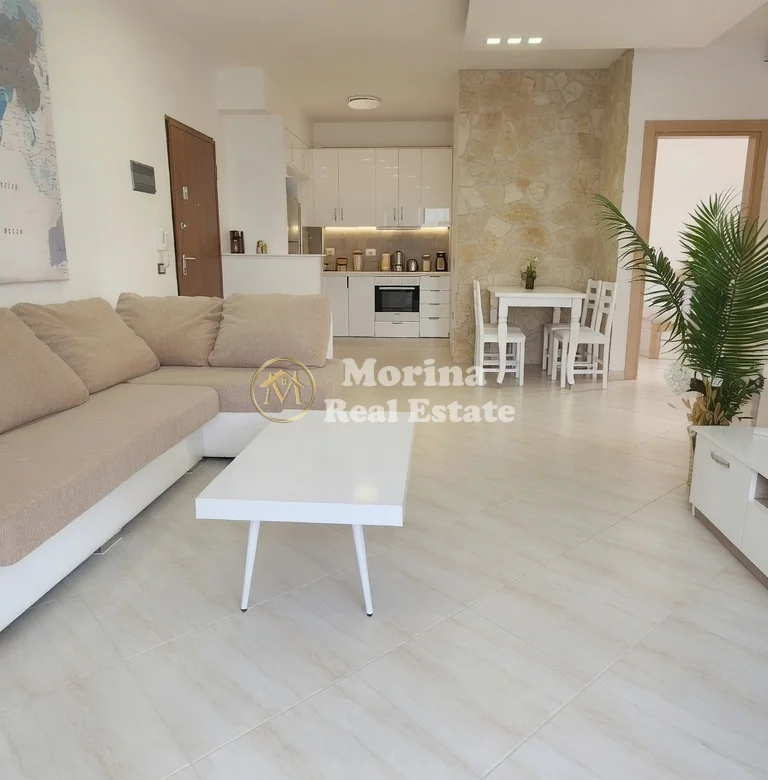 Shitje | Apartament 3 + 1 | Liqeni i Thatë | 280000 € 2