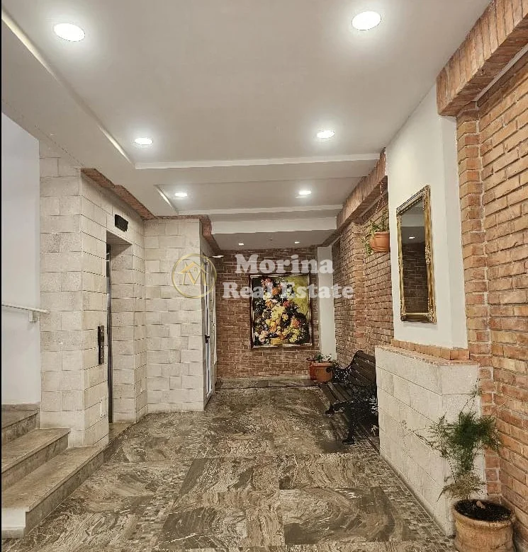 Qera | Ambjent Biznesi | RTSH | 1260 €/muaj i diskutueshem