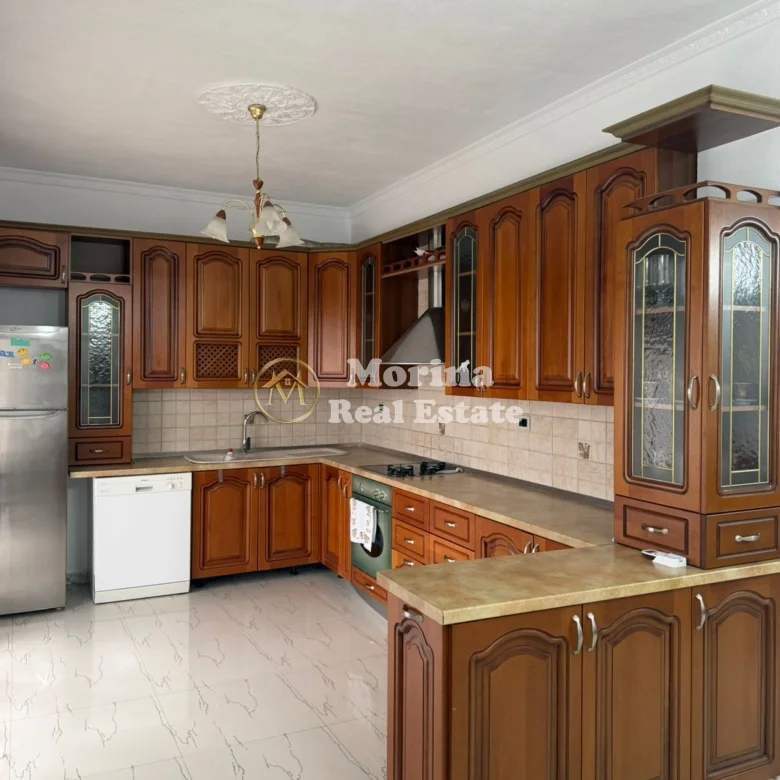 Qera | Shtëpi private 2 + 1 | Sauk | 500 €/muaj 4