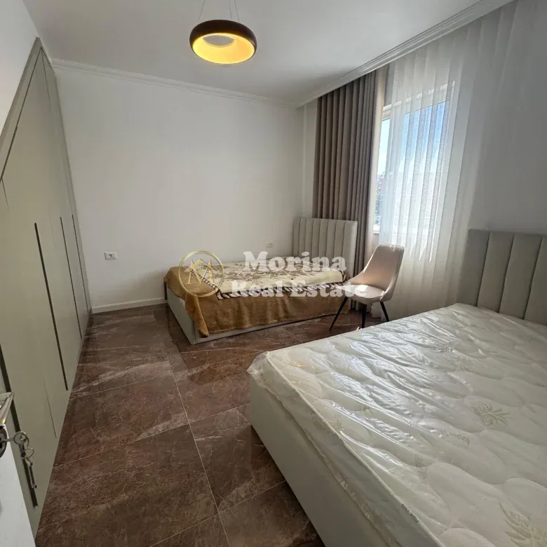 Qera | Dupleks 2 + 1 | Shkozë | 600 €/muaj 4