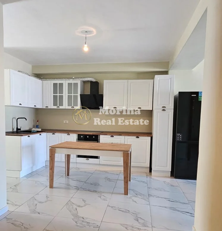 Qera | Apartament 3 + 1 | Kombinat | 700 €/muaj 2