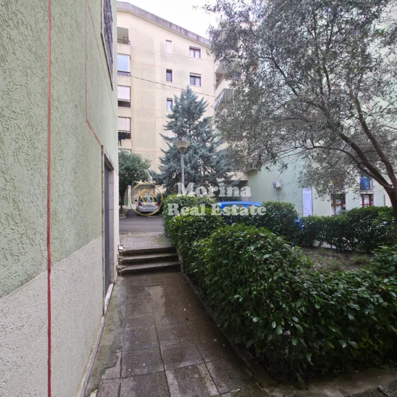 Shitje | Ambjent Biznesi | Xhamia e Selitës | 180000 €