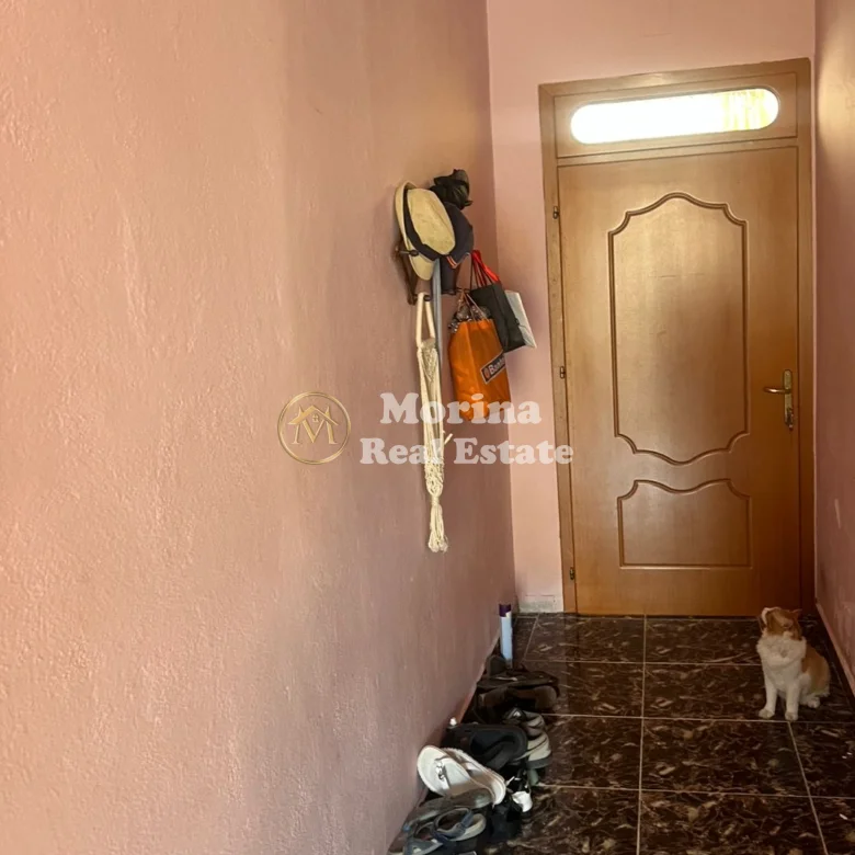 Qera | Shtëpi private 2 + 1 | Ali Demi | 600 €/muaj 4