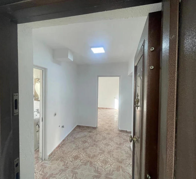 Qera | Apartament 2 + 1 | Rruga Ferit Xhajko | 500 €/muaj 2